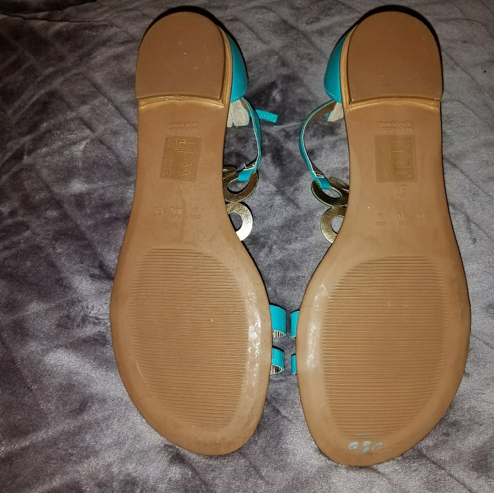 Sandals - Picture 3 of 5